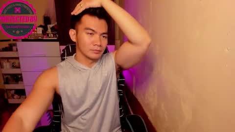 Snapshot of 000batman000 chatting on October 2025 12:17:01 PM Bruce online show from October 2025 12:17:01 PM