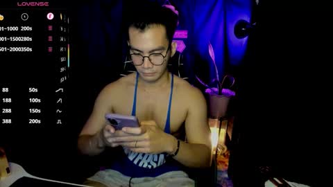 Snapshot of 000batman000 chatting on February 2026 01:36:01 PM Bruce online show from February 2026 01:36:01 PM