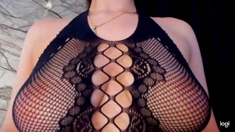 naty online show from April 2026 12:10:01 AM