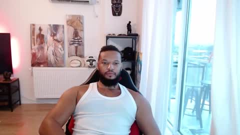 Kingsley online show from October 2025 10:01:01 AM