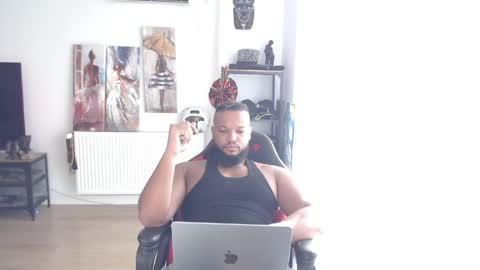 Kingsley online show from May 2026 02:25:01 PM
