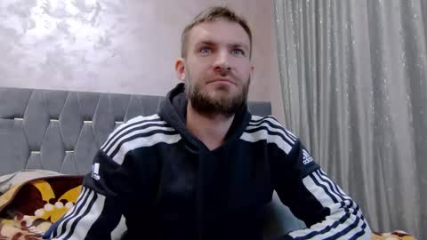 Snapshot of 10in_deluxe chatting on February 2026 07:13:01 AM 10in_deluxe online show from February 2026 07:13:01 AM