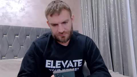 Snapshot of 10in_deluxe chatting on February 2026 07:35:01 AM 10in_deluxe online show from February 2026 07:35:01 AM