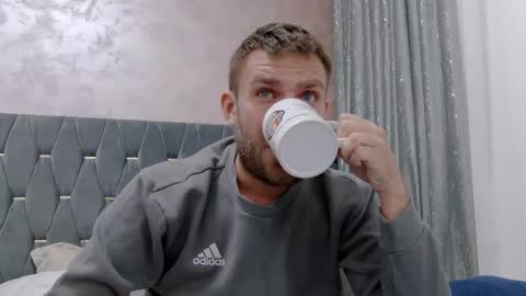 Snapshot of 10in_deluxe chatting on February 2026 10:19:02 AM 10in_deluxe online show from February 2026 10:19:02 AM