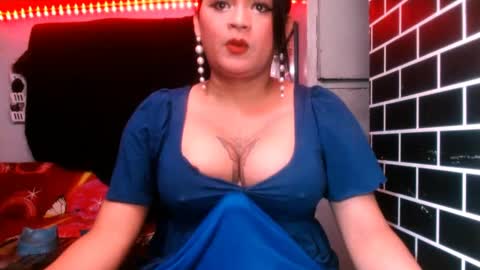 Snapshot of 11inchmonstercock4u chatting on January 2025 02:11:02 AM i am trixie im Your Selfsucking Mistress online show from January 2025 02:11:02 AM