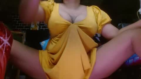 Snapshot of 11inchmonstercock4u chatting on October 2025 05:38:02 AM i am trixie im Your Selfsucking Mistress online show from October 2025 05:38:02 AM
