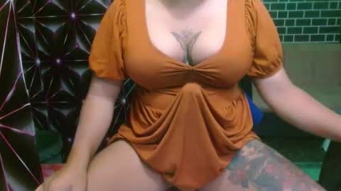  i am trixie im Your Selfsucking Mistress  online show from April 2026 02:53:02 AM