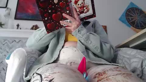 Aurora Willows online show from February 2026 04:43:01 PM