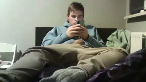 Snapshot of 12curty chatting on February 2025 10:03:02 PM 12curty online show from February 2025 10:03:02 PM