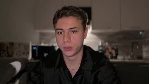 Lance online show from November 2025 06:20:01 PM