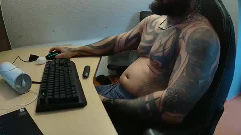 Snapshot of 19andre90 chatting on October 2025 03:41:01 PM 19andre90 online show from October 2025 03:41:01 PM