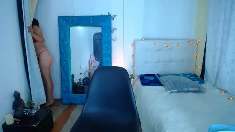 stef read my description online show from February 2025 08:37:01 PM