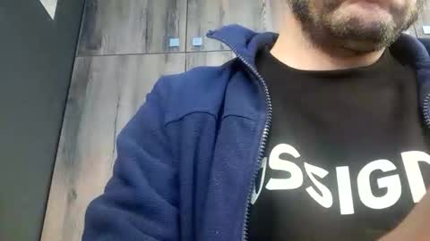 Snapshot of 1guido chatting on December 2024 12:38:01 PM Guido online show from December 2024 12:38:01 PM