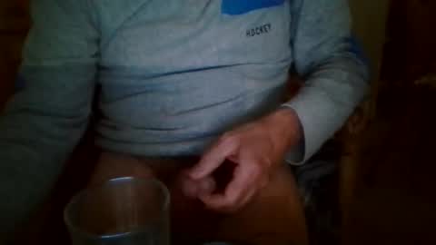 Snapshot of 1guido chatting on December 2025 11:45:01 PM Guido online show from December 2025 11:45:01 PM