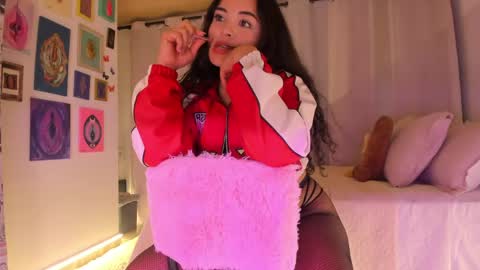laiaa rivas online show from May 2026 02:30:01 AM