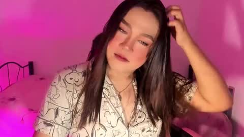 1lovelymess online show from November 2025 03:45:01 AM