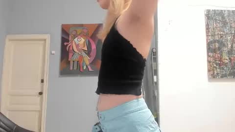 Snapshot of 1lovepizza chatting on November 2025 07:36:01 PM 1lovepizza online show from November 2025 07:36:01 PM