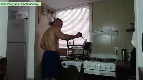 Snapshot of 1manshow11 chatting on May 2026 10:04:01 PM 1manshow11 online show from May 2026 10:04:01 PM