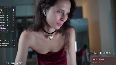 Marie online show from September 2025 06:31:01 PM