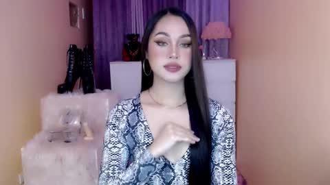 1miracle_tranny online show from November 2025 02:06:01 AM
