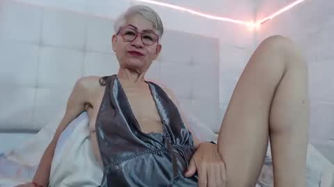 Snapshot of 1miss_monserrate chatting on March 2025 11:53:02 AM Miss Monserrate online show from March 2025 11:53:02 AM