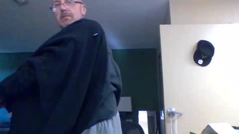 TheShyOne18 online show from February 2026 05:00:02 PM