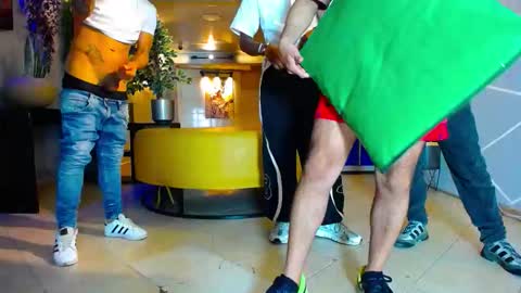 Snapshot of 1pushman chatting on September 2025 11:10:01 AM pushman online show from September 2025 11:10:01 AM