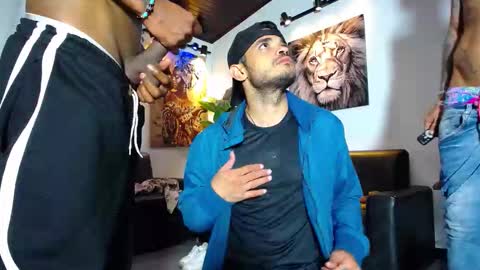 Snapshot of 1pushman chatting on December 2025 11:59:01 AM pushman online show from December 2025 11:59:01 AM