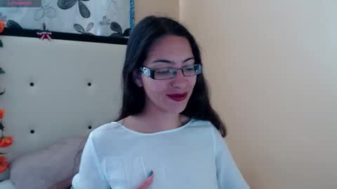 paola online show from March 2026 05:29:01 PM