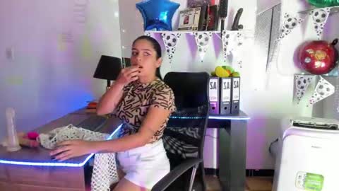 1sweetvaleria1 online show from July 2026 01:07:01 AM