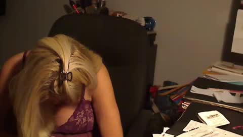 Susan online show from January 2025 04:18:02 AM