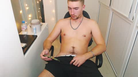 Alex online show from February 2025 08:53:02 PM