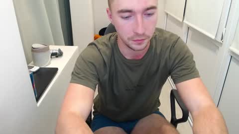 Alex online show from March 2025 10:19:02 PM