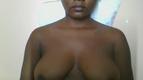 Snapshot of 20twentythree3 chatting on January 2026 09:16:02 PM noface online show from January 2026 09:16:02 PM