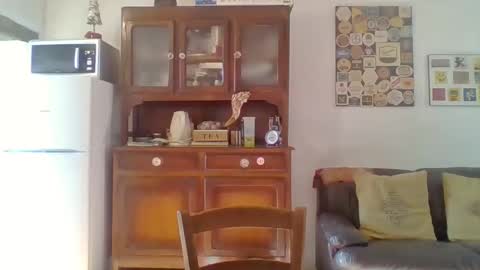 22esserre online show from December 2024 12:12:02 PM