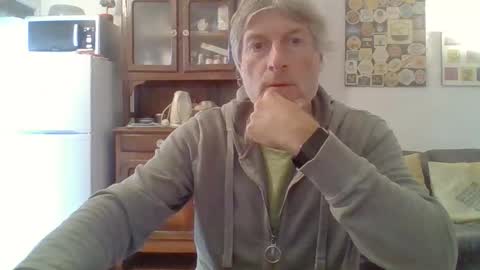 22esserre online show from October 2025 11:39:01 AM