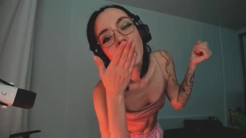 Sasha weekend from 14 to 27 November online show from October 2025 04:01:02 AM