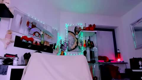 Snapshot of 2bigass4_u chatting on February 2026 06:26:01 AM Alice online show from February 2026 06:26:01 AM