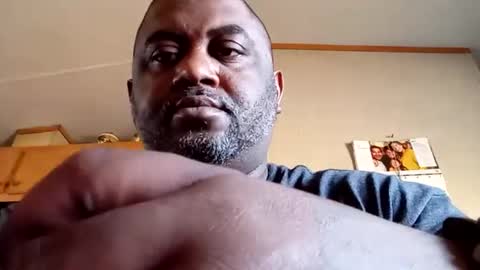 Snapshot of 2ccjbstar chatting on December 2024 07:36:01 PM BlacJewels online show from December 2024 07:36:01 PM