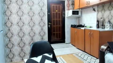 2sexymuscles online show from November 2025 09:25:02 PM