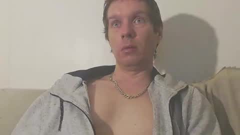 Snapshot of 2small4you83 chatting on February 2025 07:02:01 AM 2small4you83 online show from February 2025 07:02:01 AM