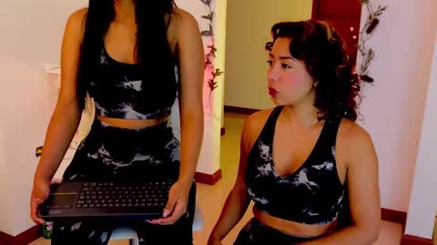 Snapshot of 3kam_amazonian chatting on December 2024 10:06:02 AM independent model online show from December 2024 10:06:02 AM