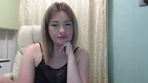 3sweetcandy3 online show from May 2026 10:49:01 PM