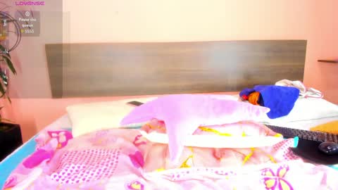 xiara online show from April 2026 11:35:02 PM