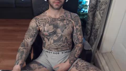 Snapshot of 420randomguy chatting on December 2024 04:29:02 PM Anomander Rake online show from December 2024 04:29:02 PM