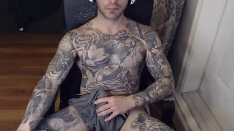 Snapshot of 420randomguy chatting on January 2025 12:52:02 AM Anomander Rake online show from January 2025 12:52:02 AM