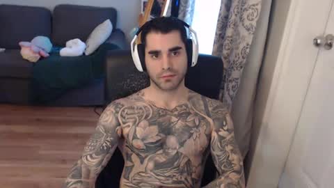 Snapshot of 420randomguy chatting on February 2025 02:04:02 PM Anomander Rake online show from February 2025 02:04:02 PM