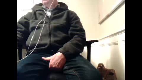 4uguys online show from November 2025 04:24:02 AM