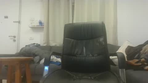 crazy101 online show from January 2025 03:57:01 PM