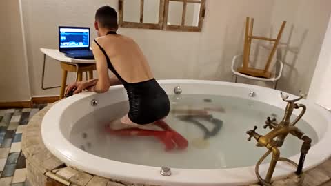 crazy101 online show from March 2025 08:40:01 PM